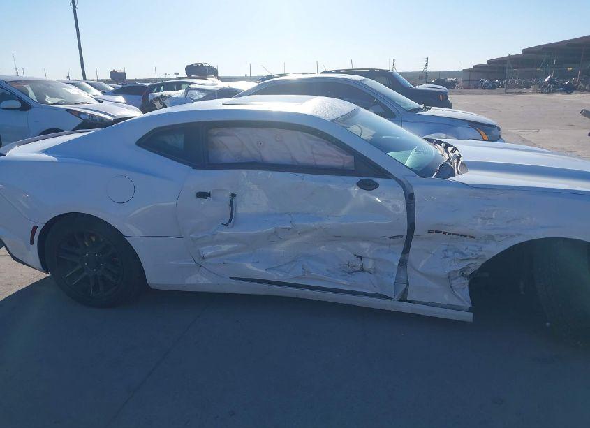 Photo 13 of 2020 Chevrolet Camaro RWD 1LT (VIN 1G1FB1RX2L0143300)