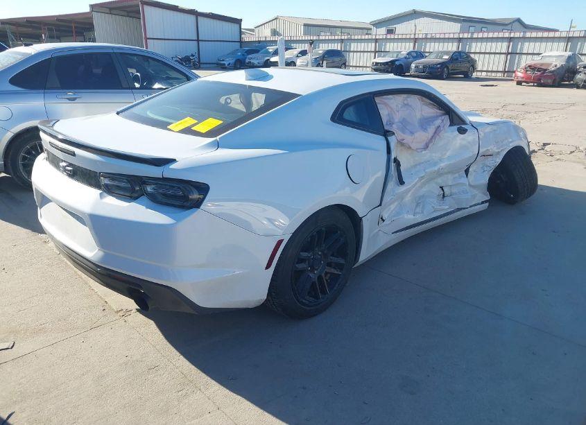 Photo 4 of 2020 Chevrolet Camaro RWD 1LT (VIN 1G1FB1RX2L0143300)