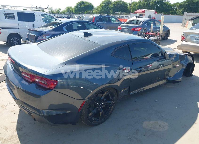 Photo 4 of 2023 Chevrolet Camaro RWD 1LT (VIN 1G1FB1RX2P0135655)