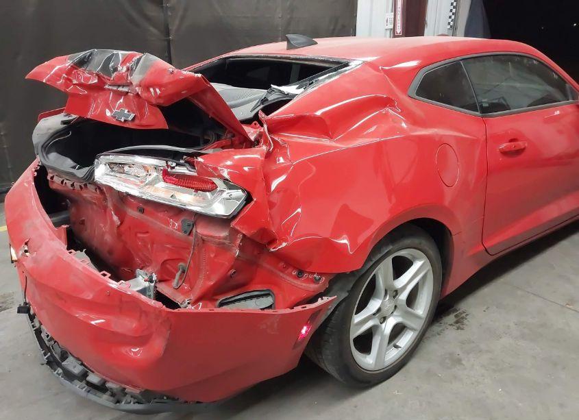 Photo 6 of 2018 Chevrolet Camaro 1LT (VIN 1G1FB1RX3J0184001)