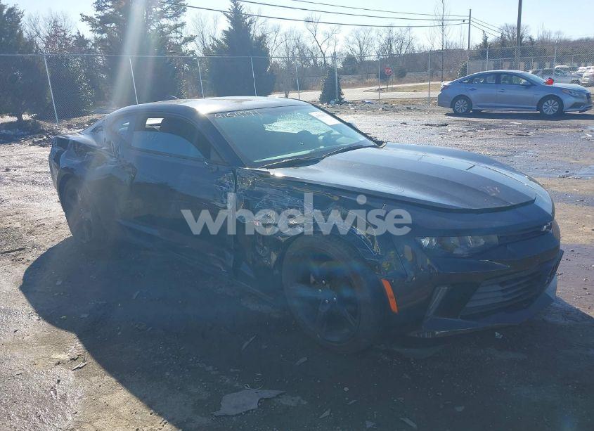 2018 Chevrolet Camaro 1LT (VIN 1G1FB1RX3J0191689) main photo