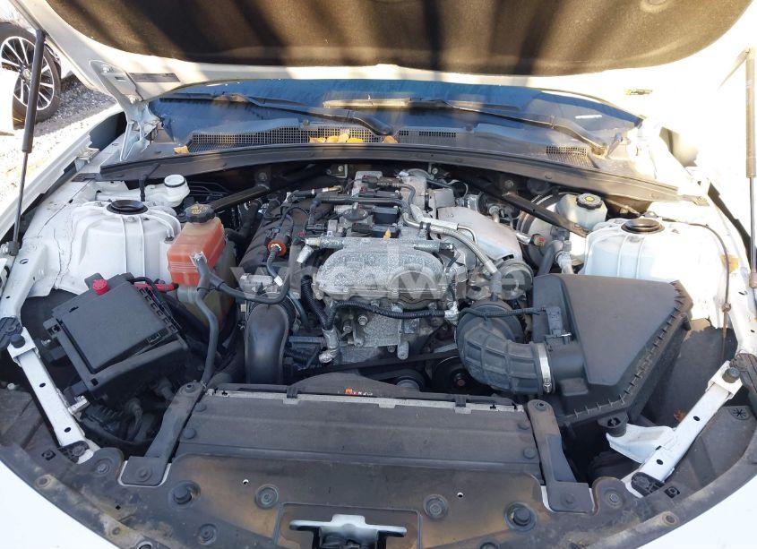 Photo 10 of 2019 Chevrolet Camaro 1LS (VIN 1G1FB1RX3K0125712)