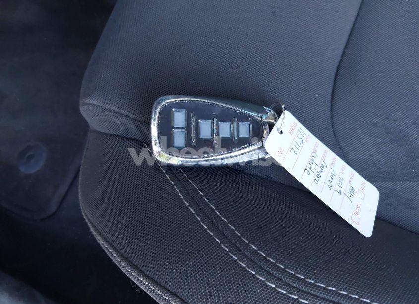 Photo 11 of 2019 Chevrolet Camaro 1LS (VIN 1G1FB1RX3K0125712)