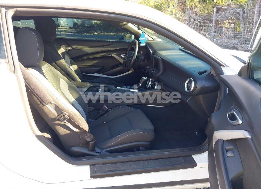 Photo 5 of 2019 Chevrolet Camaro 1LS (VIN 1G1FB1RX3K0125712)