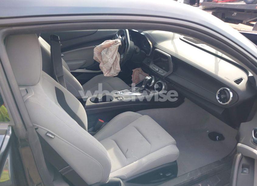 Photo 5 of 2020 Chevrolet Camaro (VIN 1G1FB1RX3L0149770)