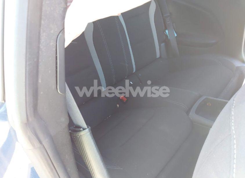 Photo 8 of 2021 Chevrolet Camaro RWD 1LT (VIN 1G1FB1RX3M0128032)