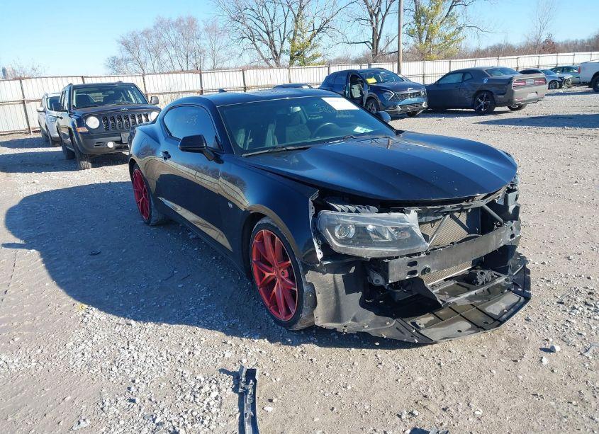 2017 Chevrolet Camaro 1LT (VIN 1G1FB1RX4H0121502) main photo