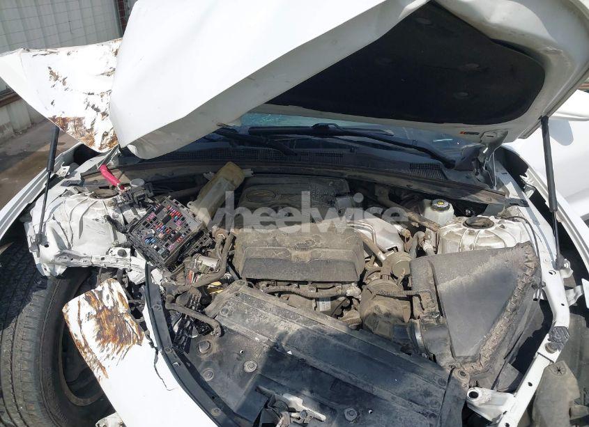 Photo 10 of 2019 Chevrolet Camaro 1LT (VIN 1G1FB1RX4K0114010)