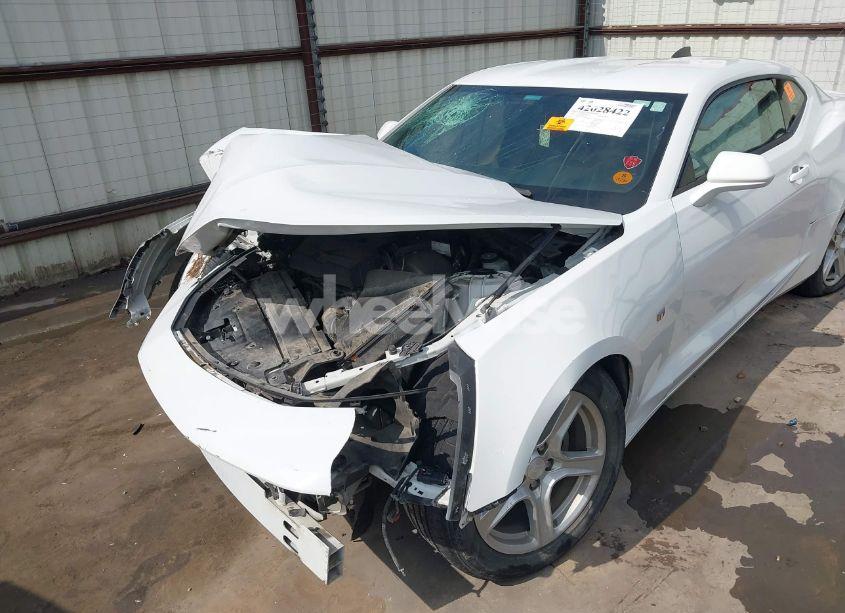 Photo 13 of 2019 Chevrolet Camaro 1LT (VIN 1G1FB1RX4K0114010)