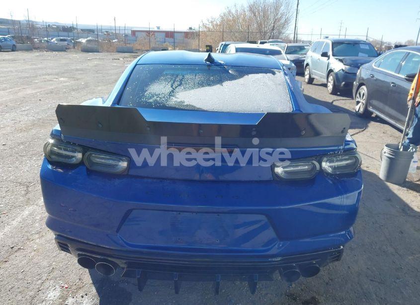 Photo 16 of 2019 Chevrolet Camaro 1LT (VIN 1G1FB1RX4K0124889)