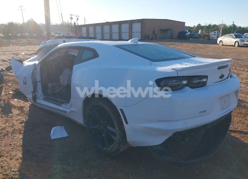 Photo 3 of 2019 Chevrolet Camaro 1LT (VIN 1G1FB1RX4K0127436)