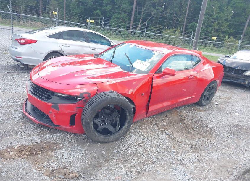 Photo 2 of 2020 Chevrolet Camaro RWD 1LT (VIN 1G1FB1RX4L0111318)