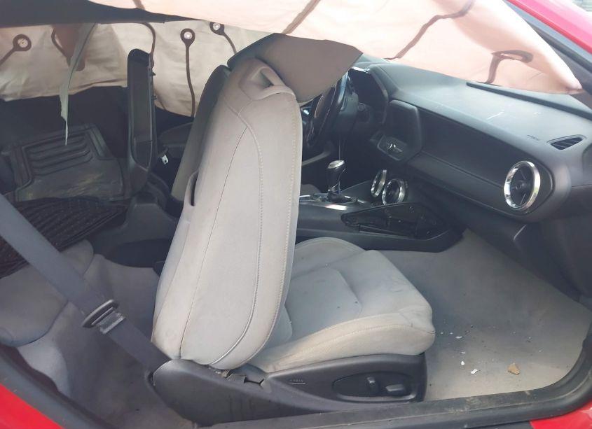 Photo 5 of 2020 Chevrolet Camaro RWD 1LT (VIN 1G1FB1RX4L0111318)