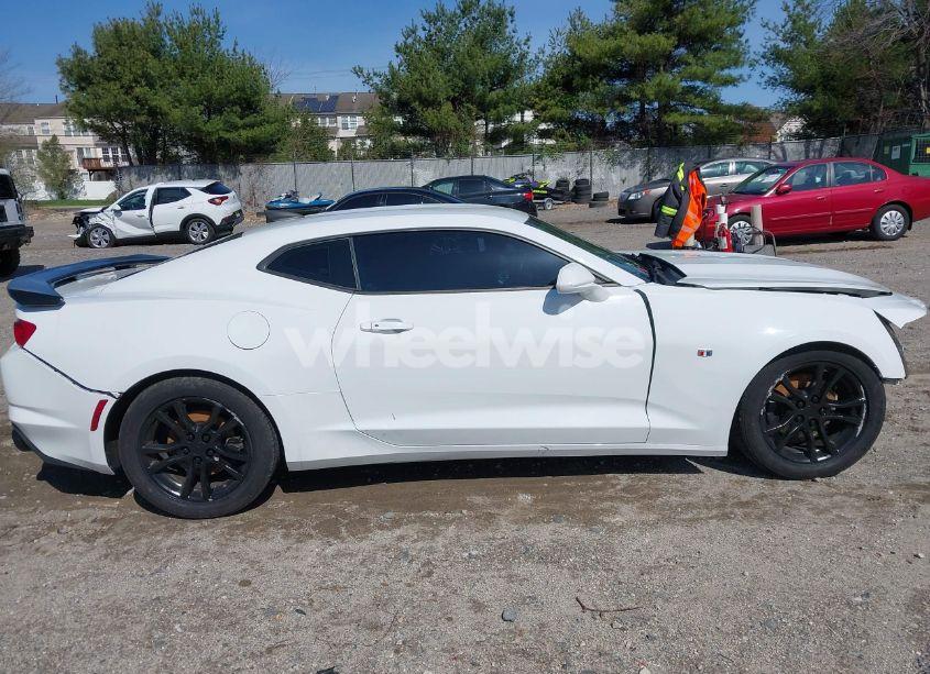 Photo 13 of 2020 Chevrolet Camaro RWD 1LS (VIN 1G1FB1RX4L0141578)