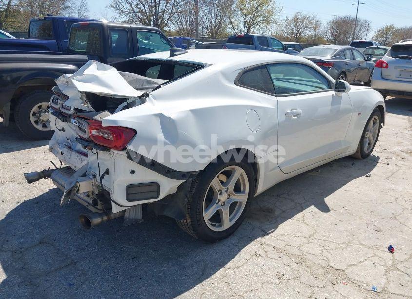 Photo 4 of 2022 Chevrolet Camaro RWD 1LT (VIN 1G1FB1RX4N0109913)