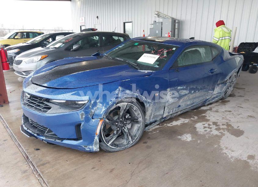 Photo 2 of 2022 Chevrolet Camaro RWD 1LT (VIN 1G1FB1RX4N0124119)