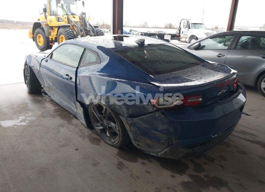 Photo 3 of 2022 Chevrolet Camaro RWD 1LT (VIN 1G1FB1RX4N0124119)