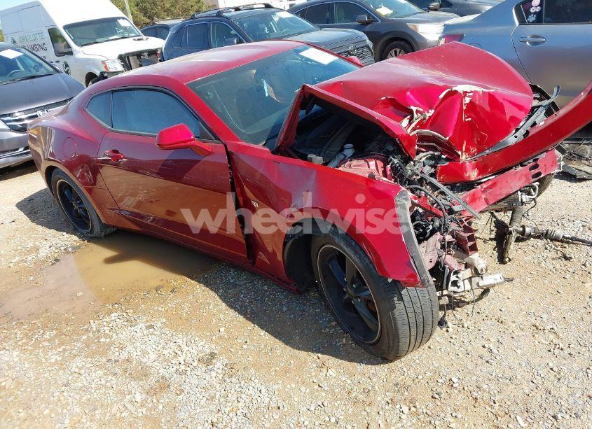 2017 Chevrolet Camaro 1LT (VIN 1G1FB1RX5H0140804) main photo