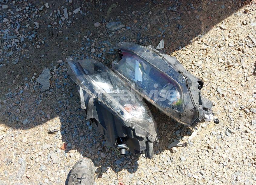 Photo 11 of 2017 Chevrolet Camaro 1LT (VIN 1G1FB1RX5H0140804)