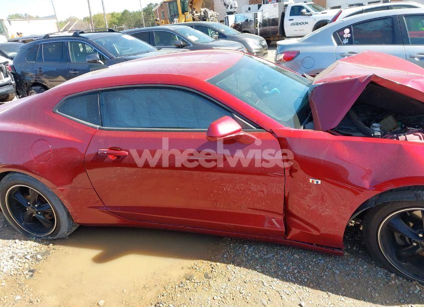 Photo 13 of 2017 Chevrolet Camaro 1LT (VIN 1G1FB1RX5H0140804)