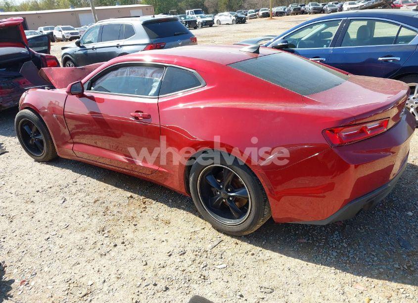 Photo 3 of 2017 Chevrolet Camaro 1LT (VIN 1G1FB1RX5H0140804)