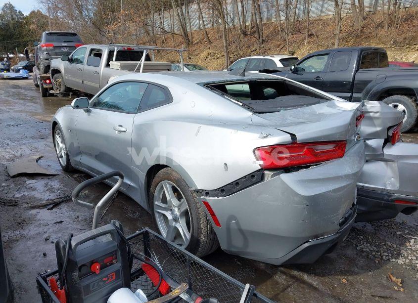 Photo 3 of 2017 Chevrolet Camaro 1LT (VIN 1G1FB1RX5H0163368)