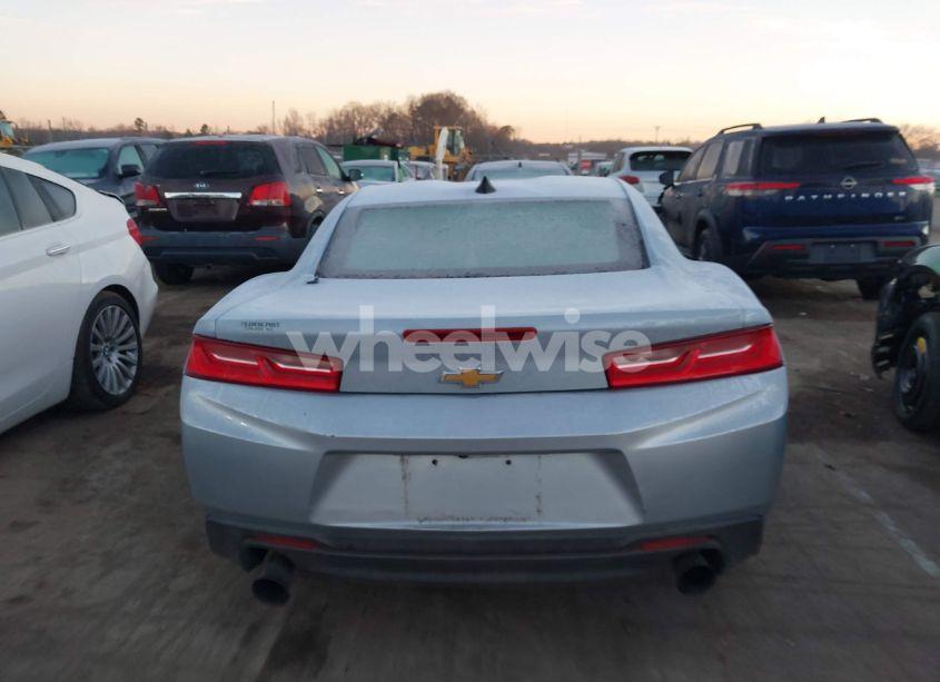 Photo 16 of 2017 Chevrolet Camaro 1LT (VIN 1G1FB1RX5H0187475)
