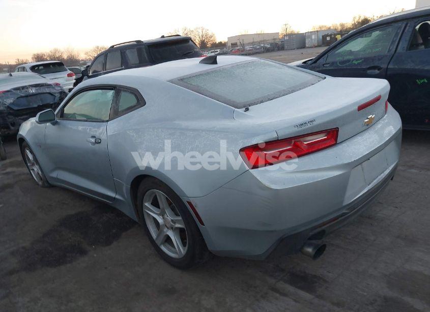 Photo 3 of 2017 Chevrolet Camaro 1LT (VIN 1G1FB1RX5H0187475)