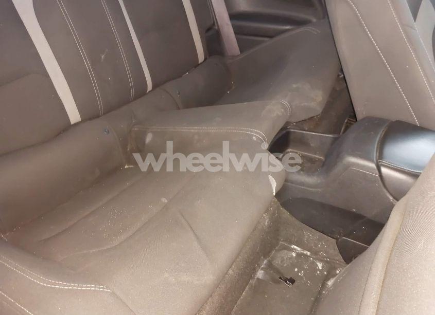 Photo 8 of 2017 Chevrolet Camaro 1LT (VIN 1G1FB1RX5H0187475)