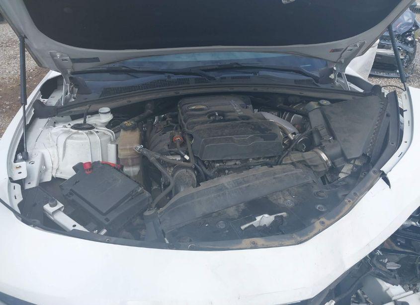 Photo 10 of 2018 Chevrolet Camaro 1LT (VIN 1G1FB1RX5J0115701)