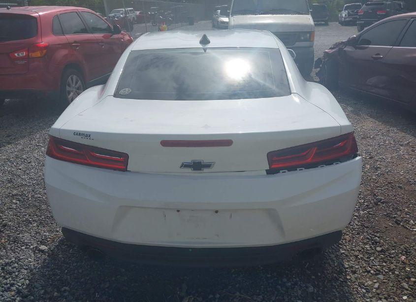 Photo 17 of 2018 Chevrolet Camaro 1LT (VIN 1G1FB1RX5J0115701)