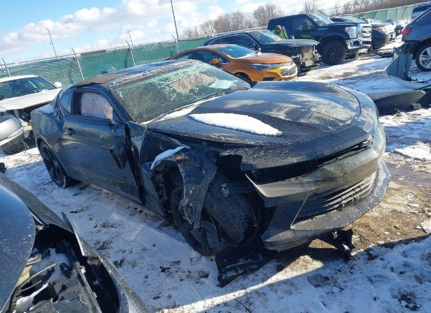 2018 Chevrolet Camaro 1LT (VIN 1G1FB1RX5J0158130) main photo