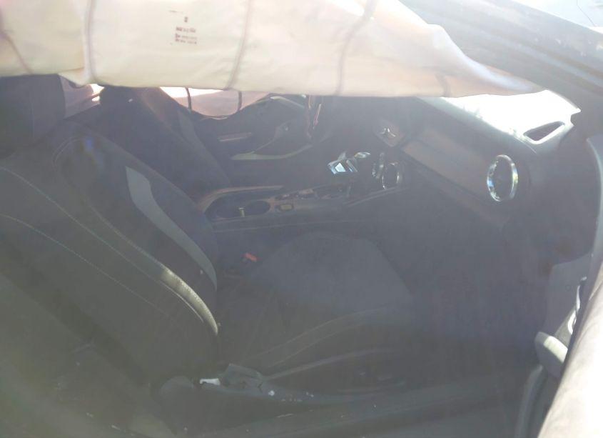 Photo 5 of 2018 Chevrolet Camaro 1LT (VIN 1G1FB1RX5J0158130)