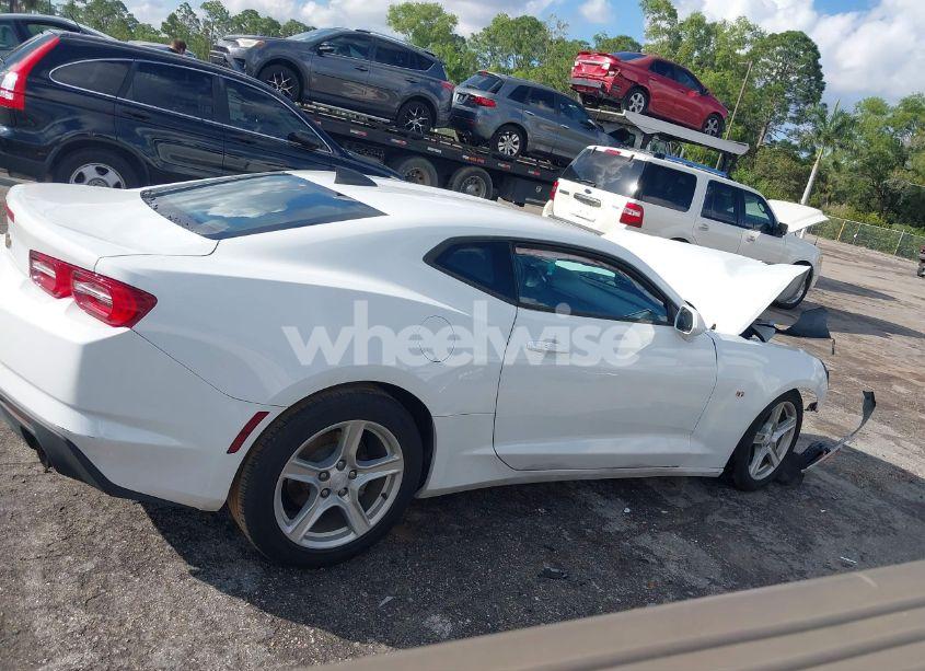 Photo 13 of 2019 Chevrolet Camaro LS/LT (VIN 1G1FB1RX5K0131382)