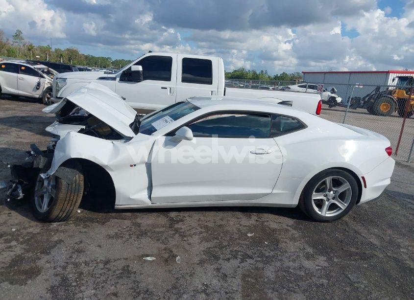 Photo 14 of 2019 Chevrolet Camaro LS/LT (VIN 1G1FB1RX5K0131382)