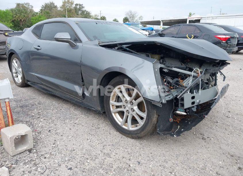 2020 Chevrolet Camaro RWD 1LS (VIN 1G1FB1RX5L0144361) main photo