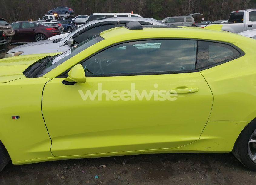 Photo 14 of 2021 Chevrolet Camaro RWD 1LT (VIN 1G1FB1RX5M0117890)