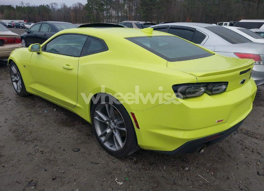 Photo 3 of 2021 Chevrolet Camaro RWD 1LT (VIN 1G1FB1RX5M0117890)