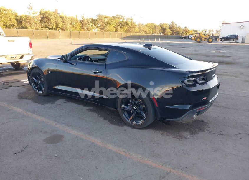 Photo 3 of 2023 Chevrolet Camaro RWD 1LT (VIN 1G1FB1RX5P0160551)