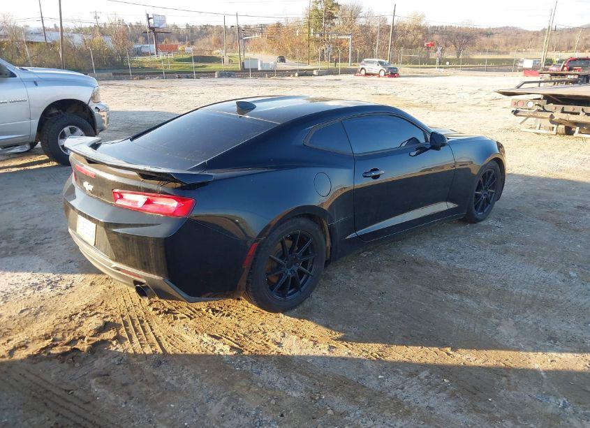 Photo 4 of 2016 Chevrolet Camaro 1LT (VIN 1G1FB1RX6G0164673)