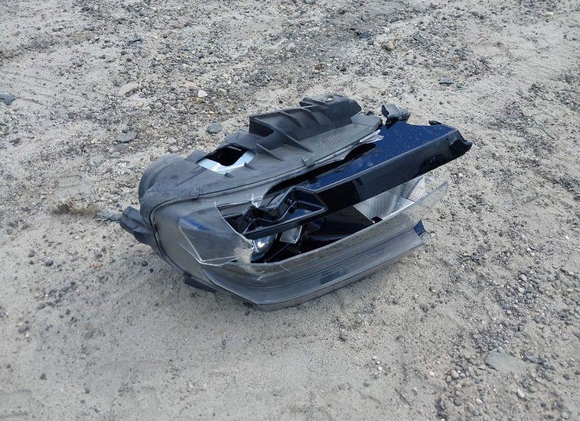 Photo 12 of 2017 Chevrolet Camaro 1LT (VIN 1G1FB1RX6H0103681)