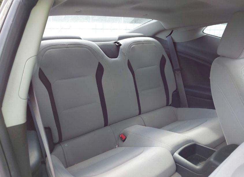Photo 8 of 2017 Chevrolet Camaro 1LT (VIN 1G1FB1RX6H0103681)
