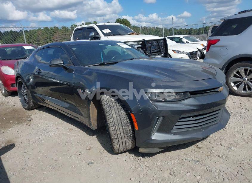 2017 Chevrolet Camaro 1LT (VIN 1G1FB1RX6H0179742) main photo