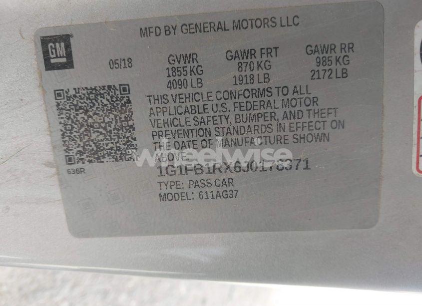 Photo 11 of 2018 Chevrolet Camaro 1LT (VIN 1G1FB1RX6J0178371)