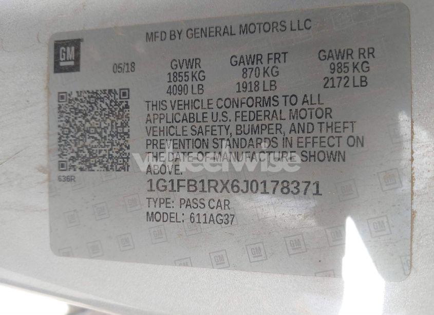 Photo 9 of 2018 Chevrolet Camaro 1LT (VIN 1G1FB1RX6J0178371)