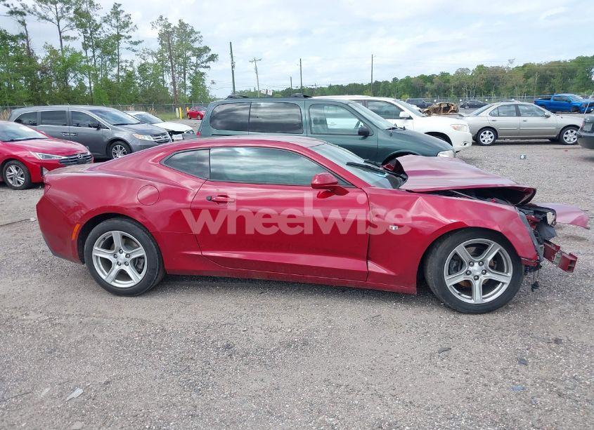 Photo 13 of 2018 Chevrolet Camaro 1LT (VIN 1G1FB1RX6J0187362)
