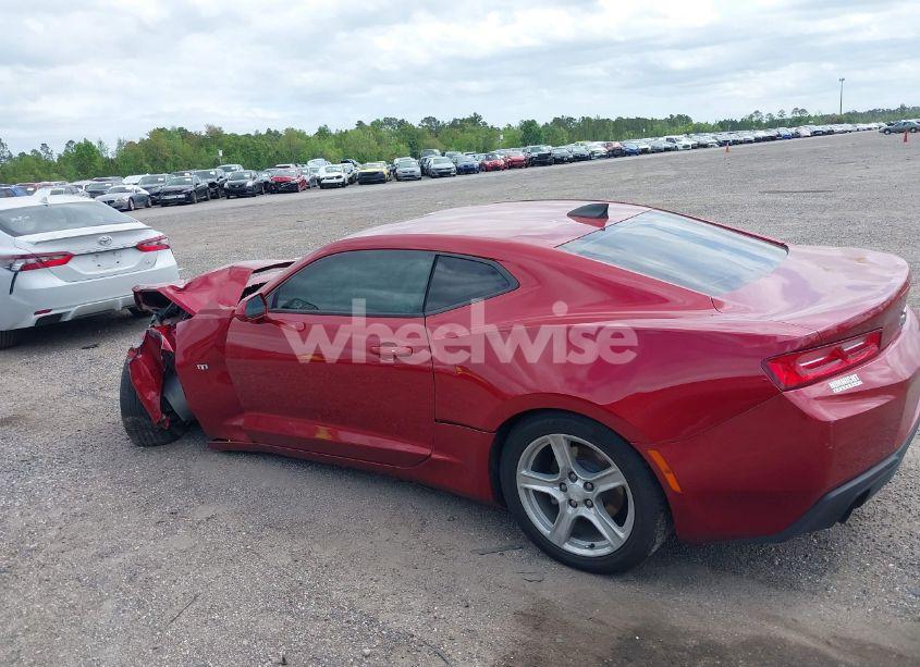Photo 14 of 2018 Chevrolet Camaro 1LT (VIN 1G1FB1RX6J0187362)