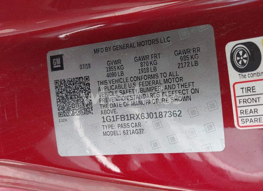 Photo 9 of 2018 Chevrolet Camaro 1LT (VIN 1G1FB1RX6J0187362)