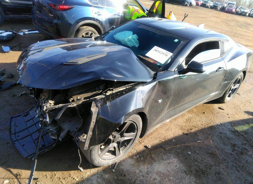 Photo 2 of 2018 Chevrolet Camaro 1LT (VIN 1G1FB1RX6J0191217)