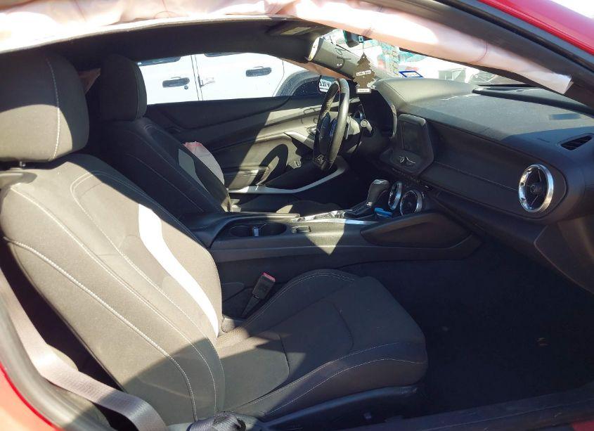 Photo 5 of 2016 Chevrolet Camaro 1LT (VIN 1G1FB1RX7G0163936)